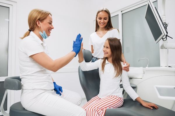 How A Dentist For Kids Can Help With Sensitive Teeth