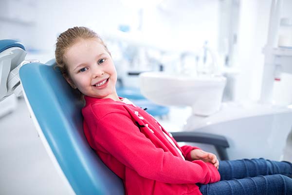Reasons To Choose A Pediatric Dentist For Your Child’s Dental Care